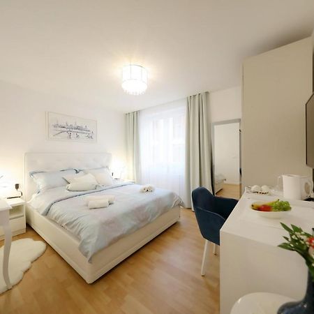 Rosita Deluxe Rooms Zadar Bagian luar foto