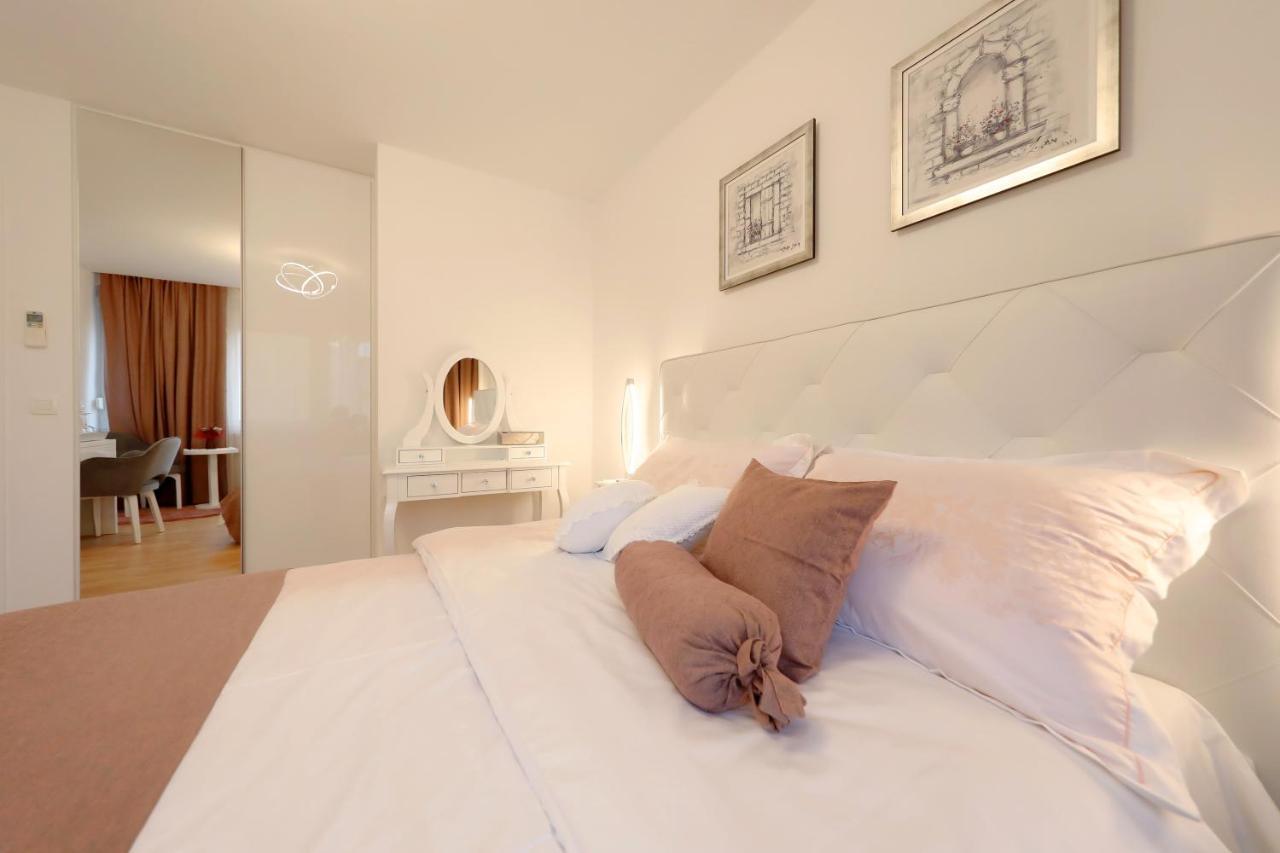 Rosita Deluxe Rooms Zadar Bagian luar foto