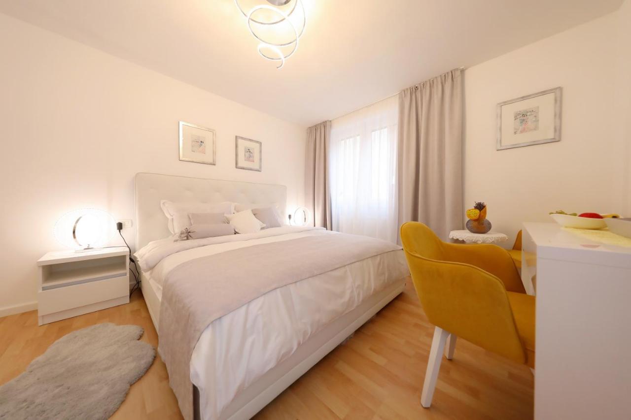 Rosita Deluxe Rooms Zadar Bagian luar foto