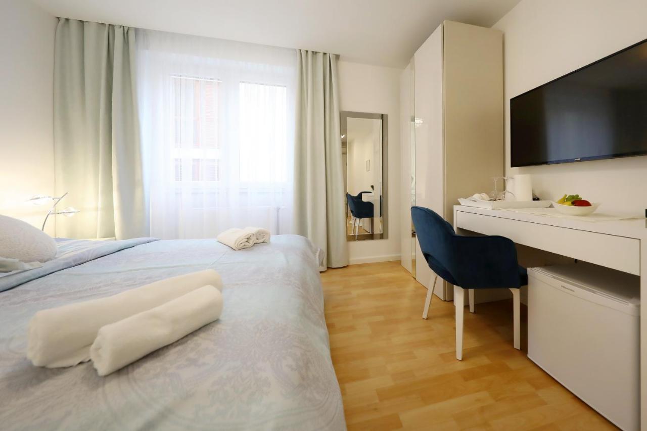 Rosita Deluxe Rooms Zadar Bagian luar foto
