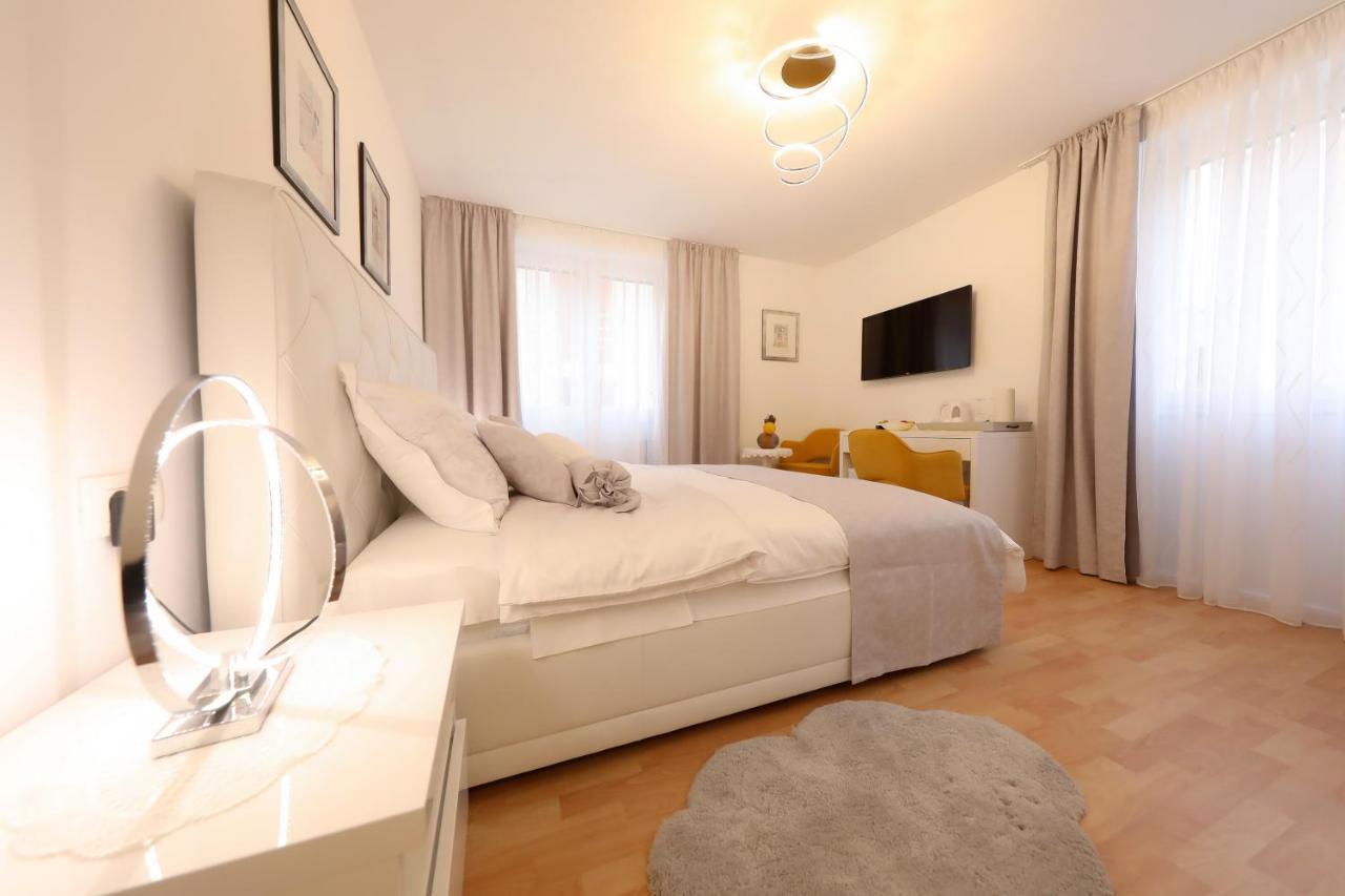 Rosita Deluxe Rooms Zadar Bagian luar foto